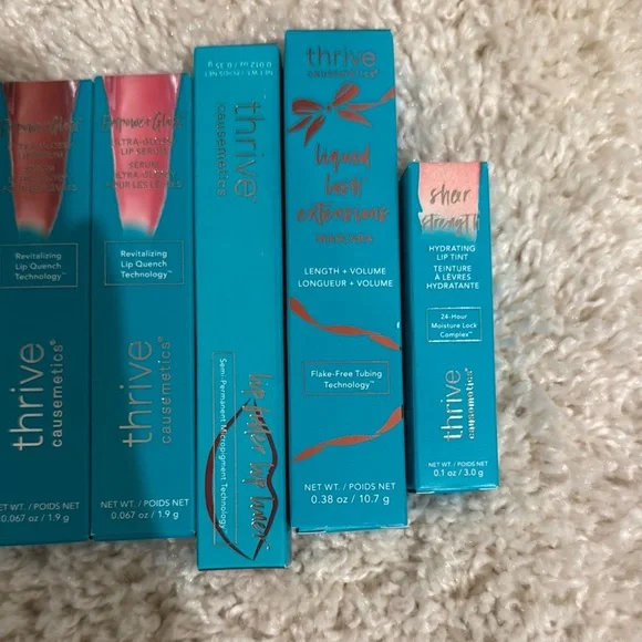Thrive Causemetics Makeup Bundle
